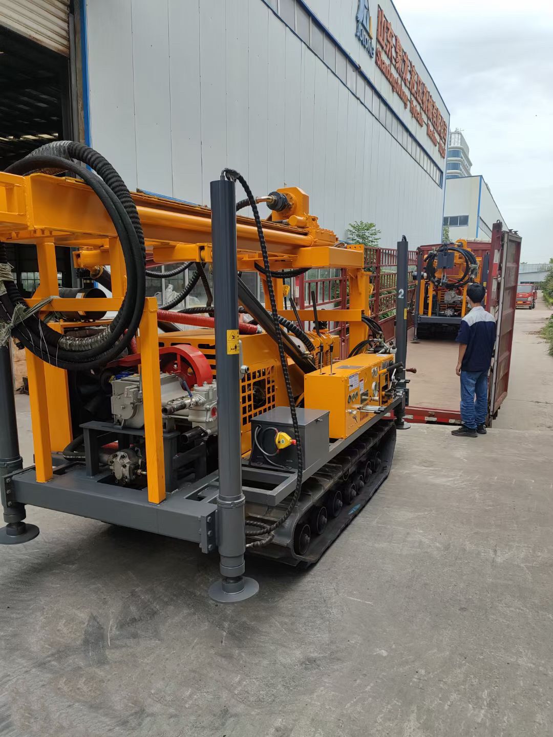 JDL-280 Mechanical Top Drive Drilling Rig 6